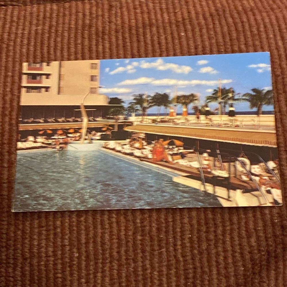 Vintage New Algiers Hotel Postcard Miami Beach FL Unposted‎ Pool Ocean